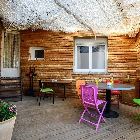 Διαμέρισμα Climatise Aux Portes De L'aubrac Laissac